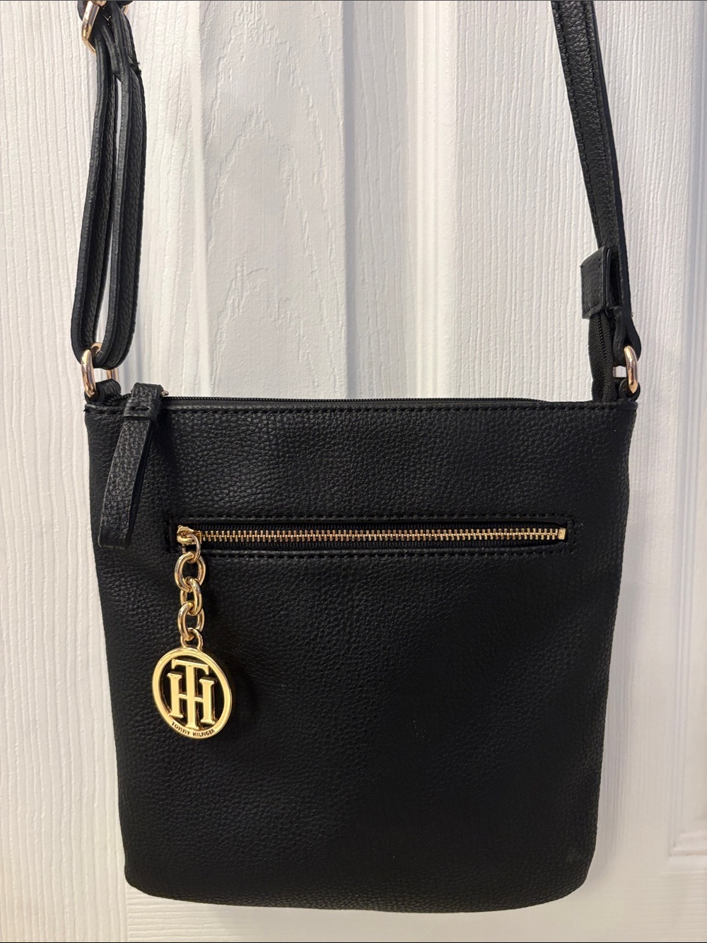 Tommy Hilfiger Black Pebbled Crossbody with Gold Logo Charm